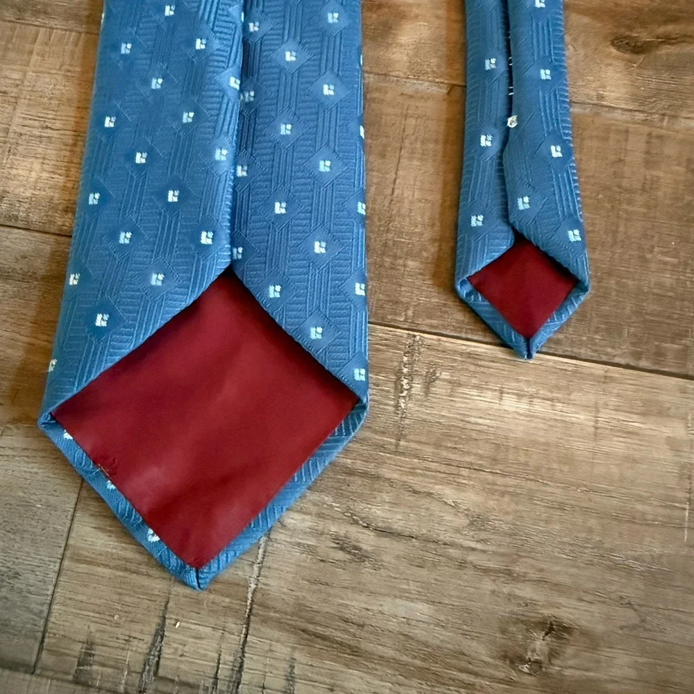 Blue Light Blue Geometric Woven Men's Tie 100% Polyester Classic 57-60